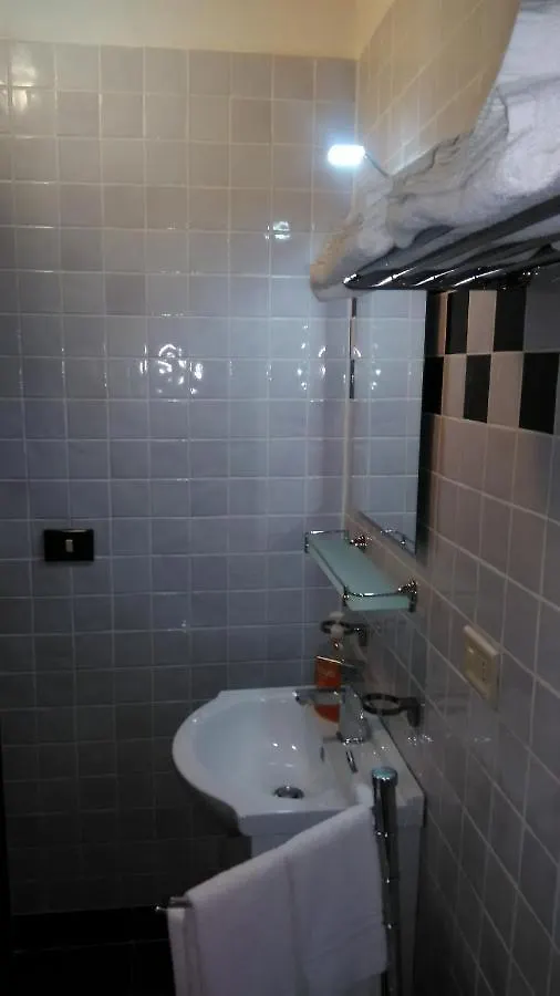 Perla Del Mare Bed & Breakfast Bari 0*,  Italy